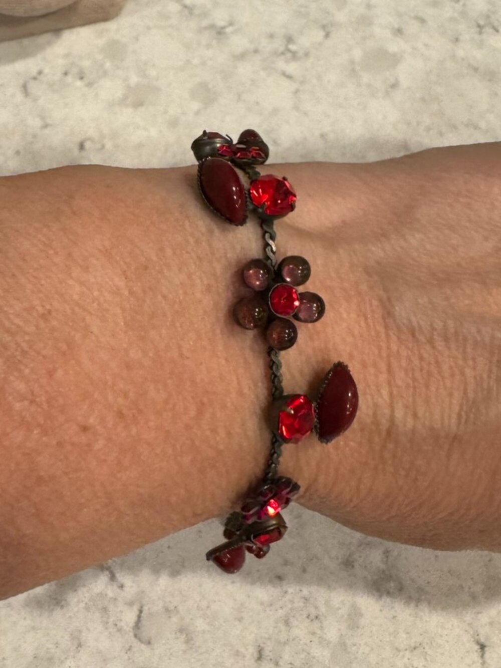 Black and Red Crystal Flower Glittery Bracelet